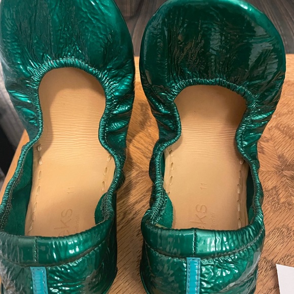 Tieks Emerald Size 11 EUC - Picture 2 of 6